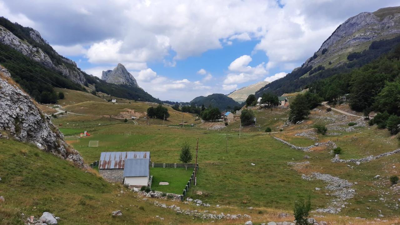 Katun Mokra Accommodation & Horseback Riding بودغوريتْسا المظهر الخارجي الصورة