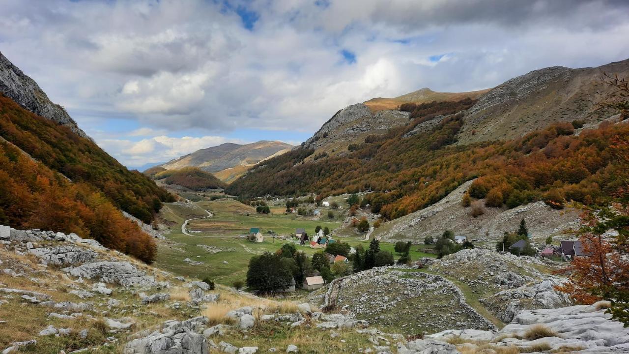 Katun Mokra Accommodation & Horseback Riding بودغوريتْسا المظهر الخارجي الصورة