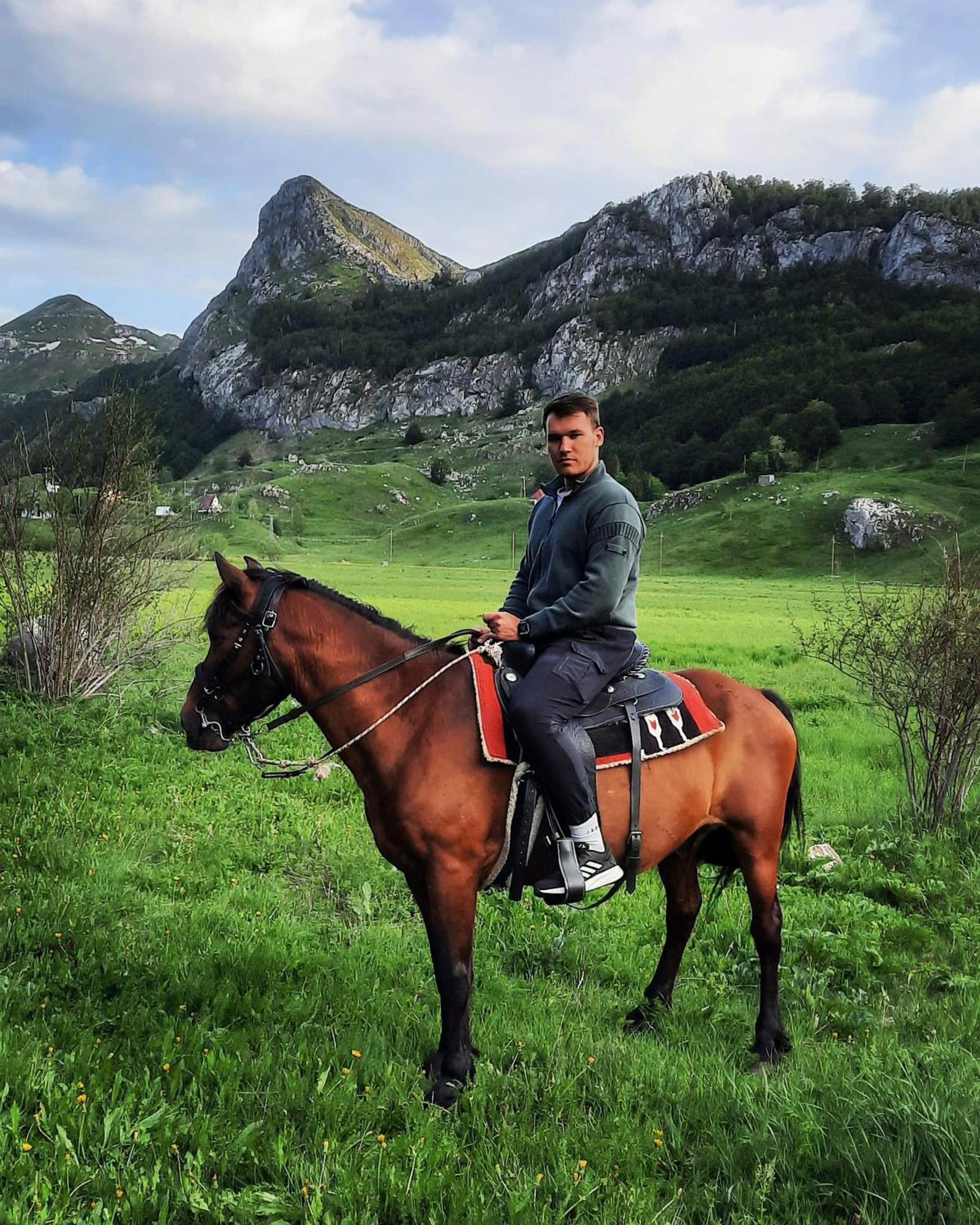 Katun Mokra Accommodation & Horseback Riding بودغوريتْسا المظهر الخارجي الصورة