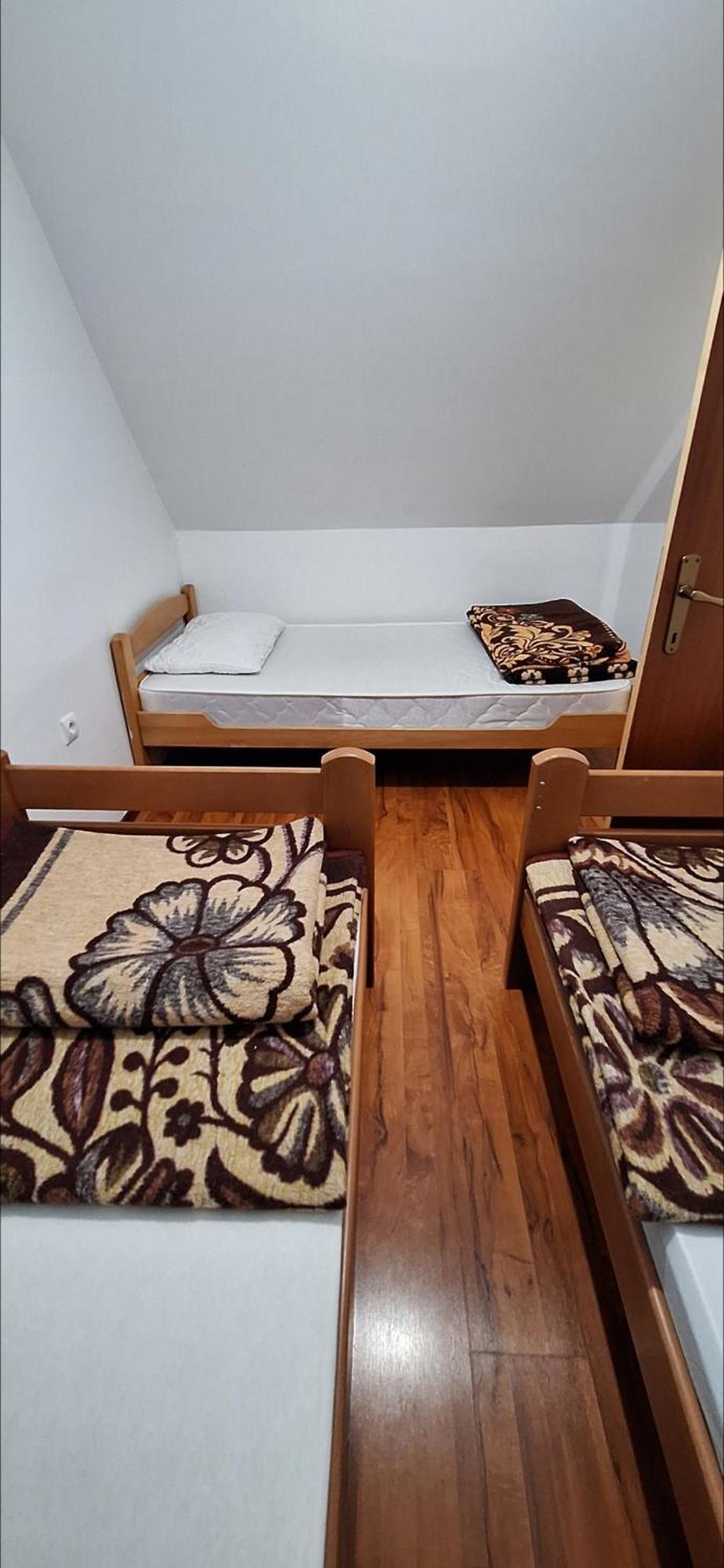 Katun Mokra Accommodation & Horseback Riding بودغوريتْسا المظهر الخارجي الصورة